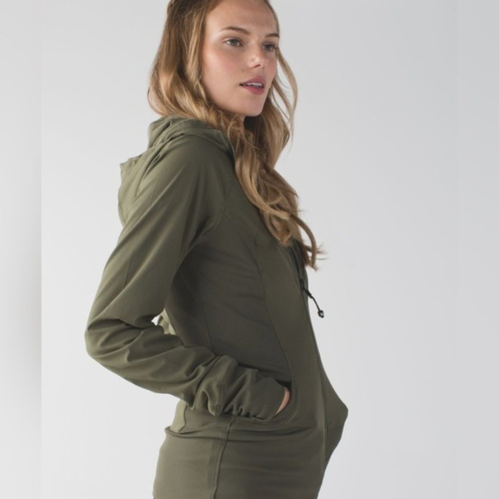 Lululemon In Flux Jacket Fatigue Green Size 6